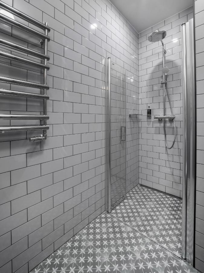 The Viaduct - Suites & More Praha Bagian luar foto
